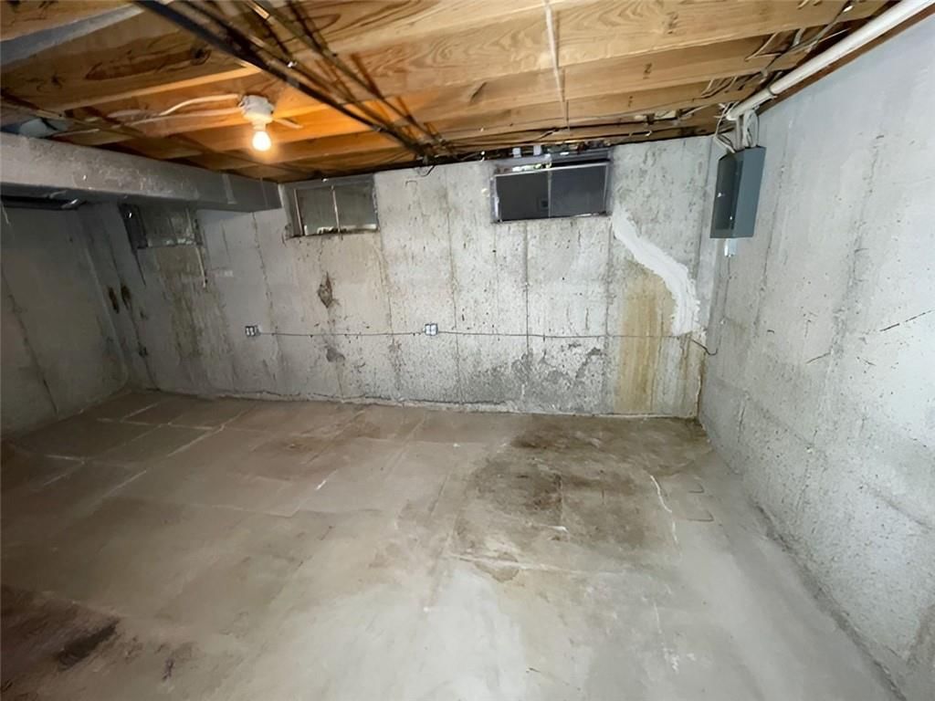 2074 Duclair Parkway — photo 25