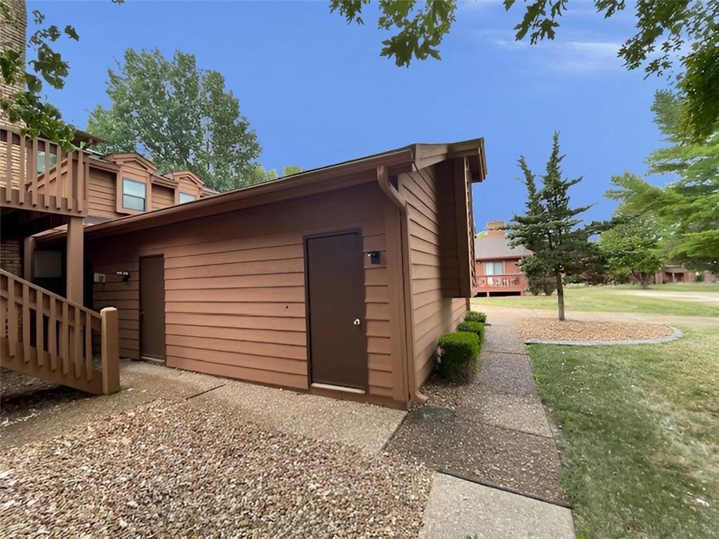 2074 Duclair Parkway — photo 27