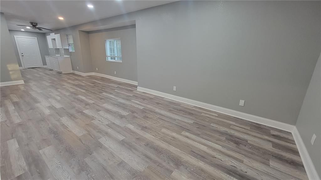6721 S Benton Avenue — photo 6