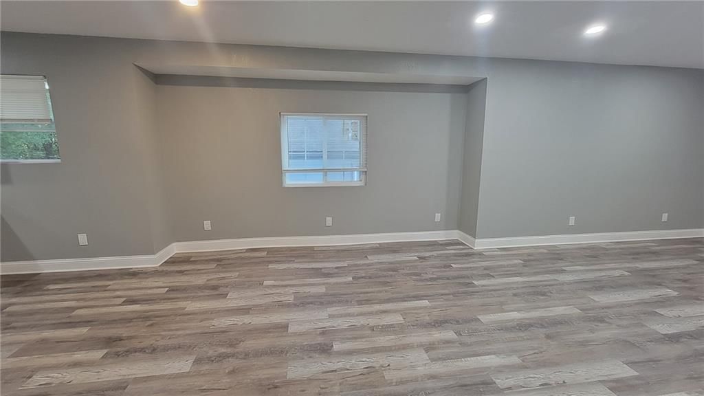 6721 S Benton Avenue — photo 7