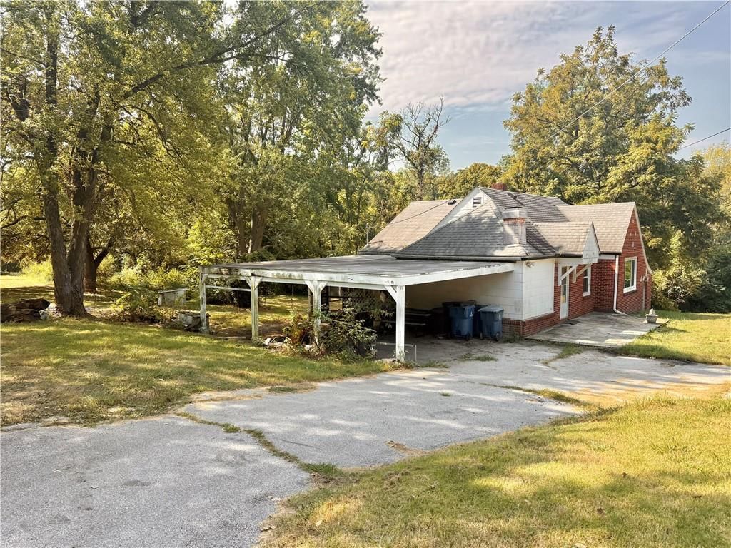 16539 E Courtney Atherton Road — photo 3