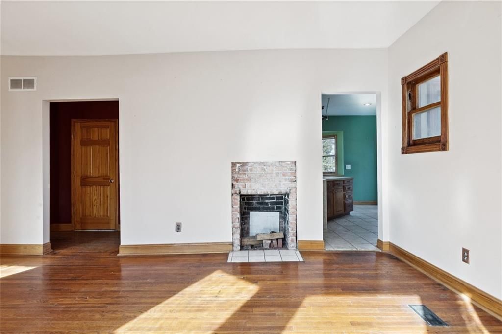 2709 CHARLOTTE Street — photo 15