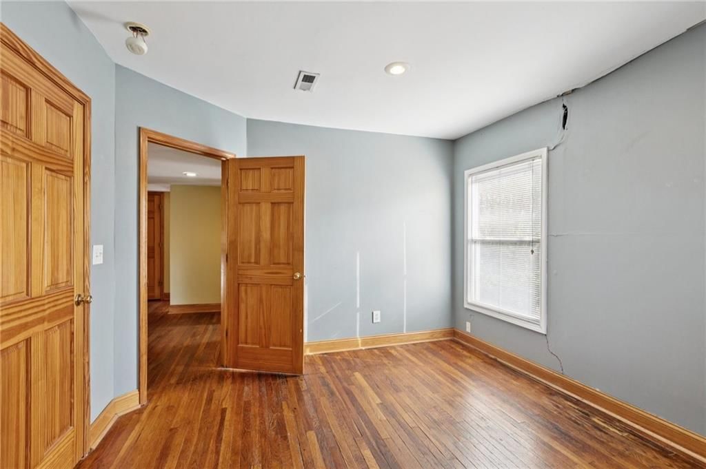 2709 CHARLOTTE Street — photo 23
