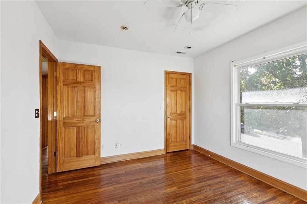2709 CHARLOTTE Street — photo 27