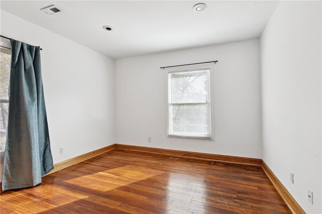 2709 CHARLOTTE Street — photo 30