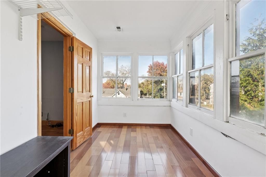 2709 CHARLOTTE Street — photo 33