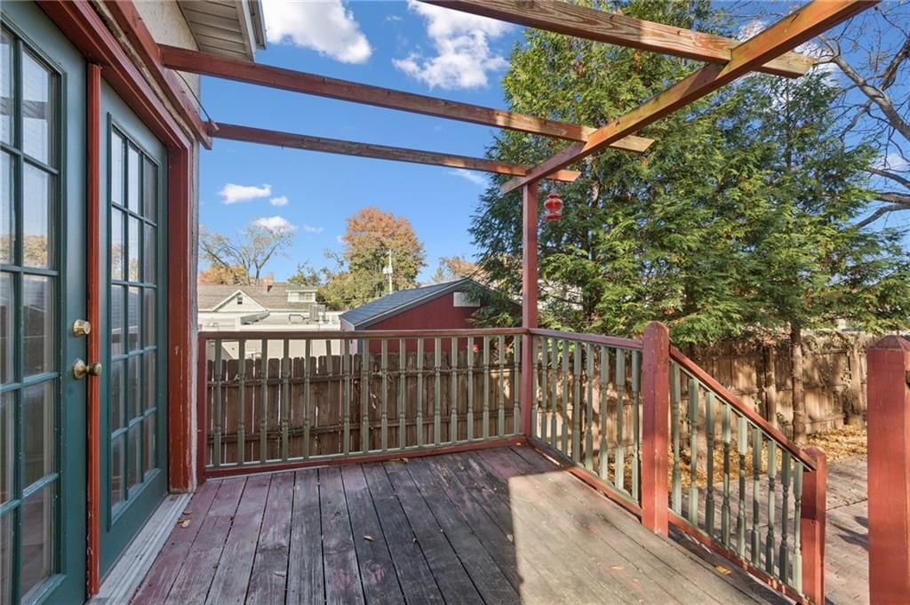 2709 CHARLOTTE Street — photo 39