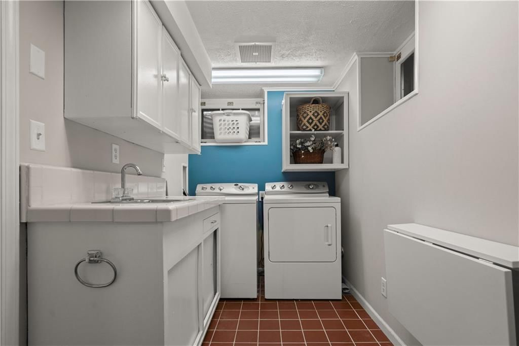8514 W 55TH Street — photo 28