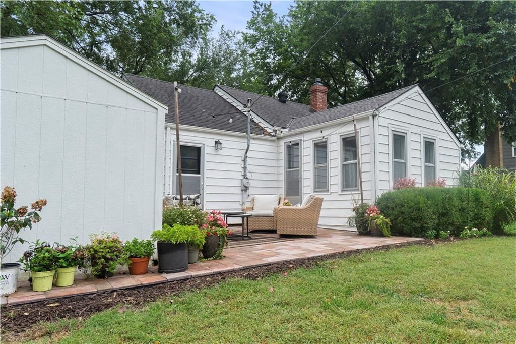 8514 W 55TH Street — photo 39