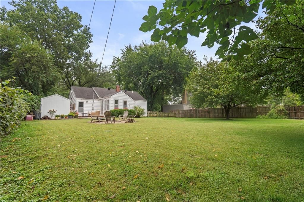 8514 W 55TH Street — photo 41