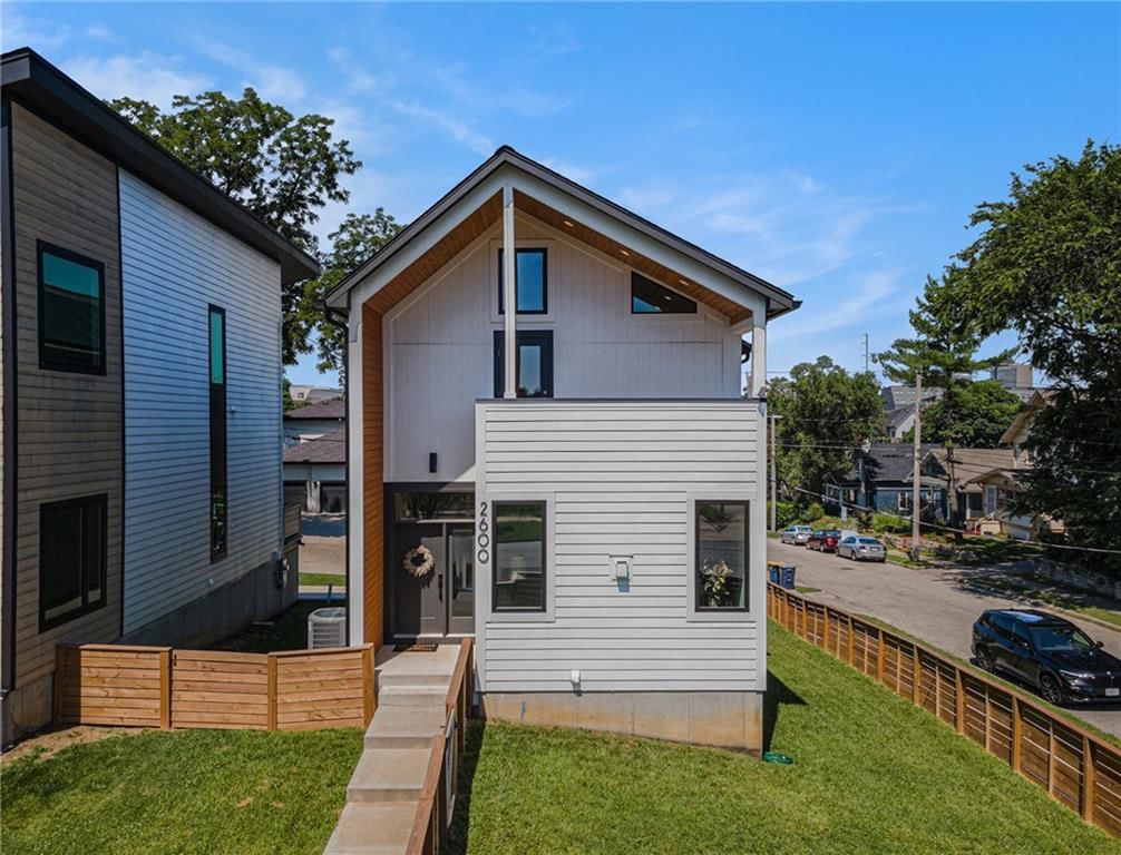 2600 W Paseo Boulevard — photo 3