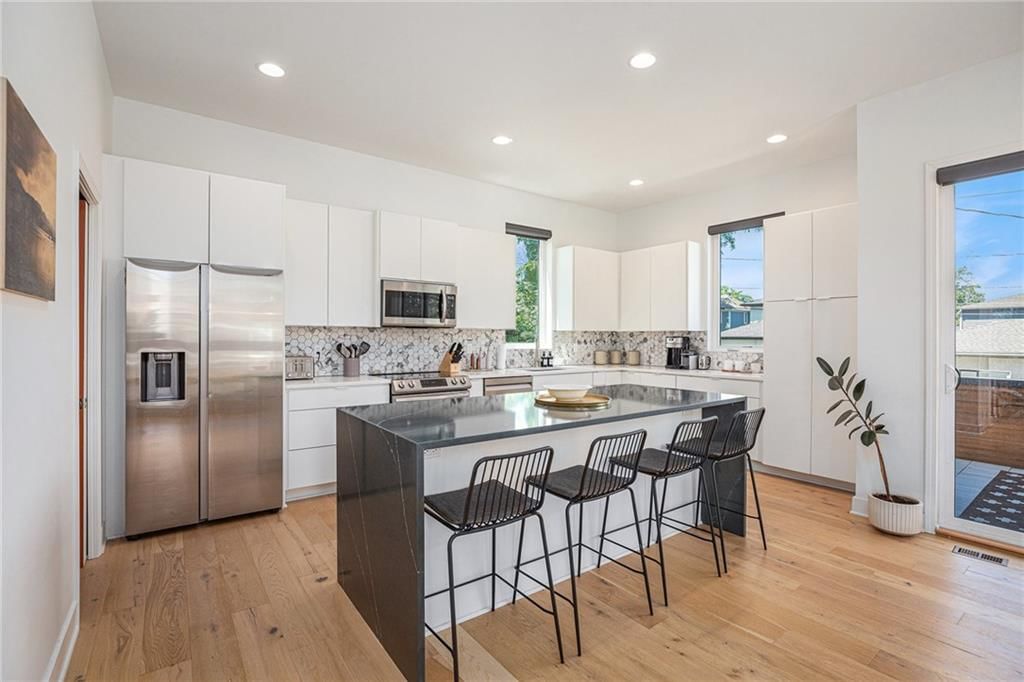 2600 W Paseo Boulevard — photo 11