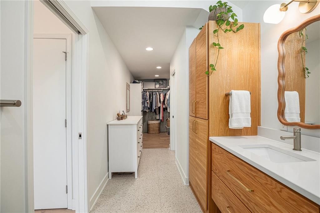 2600 W Paseo Boulevard — photo 22