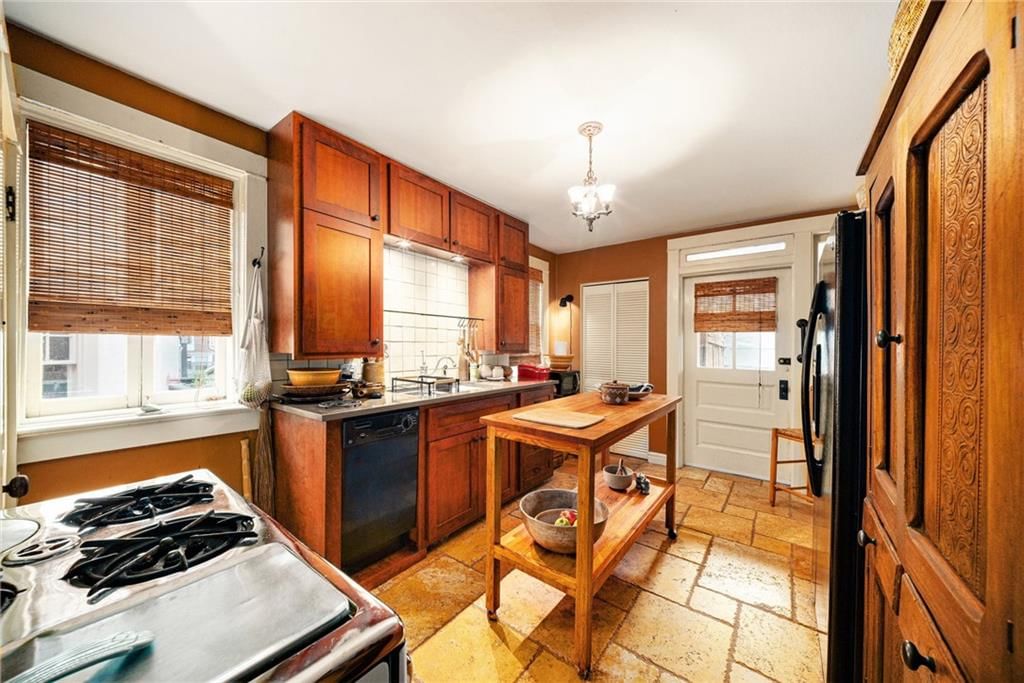 4345 Locust Street — photo 4