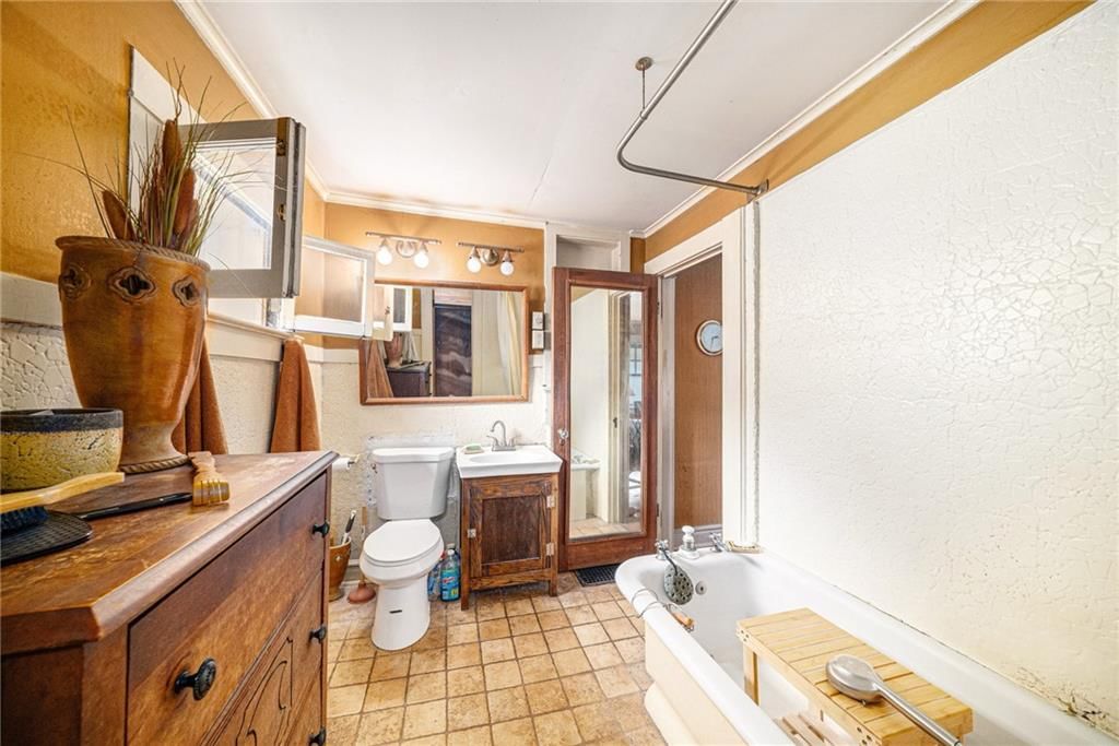 4345 Locust Street — photo 11