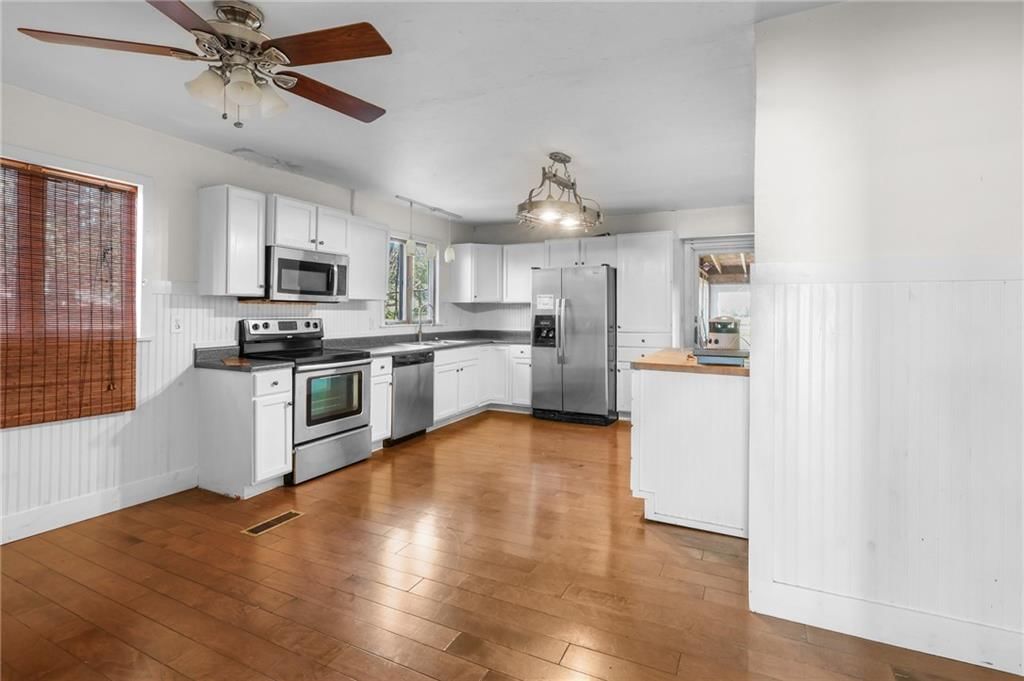 1109 Main Street — photo 10