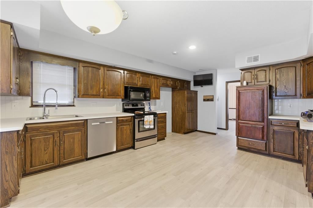 1122 N 81ST Terrace — photo 14