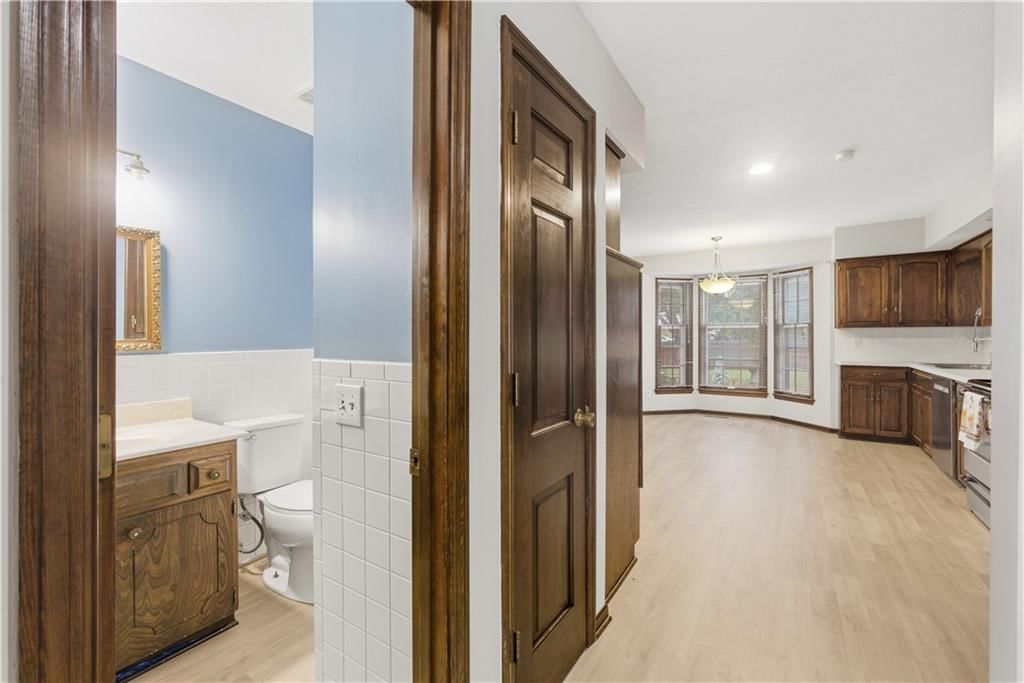 1122 N 81ST Terrace — photo 16