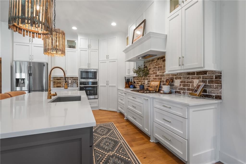 17812 Benson Street — photo 15