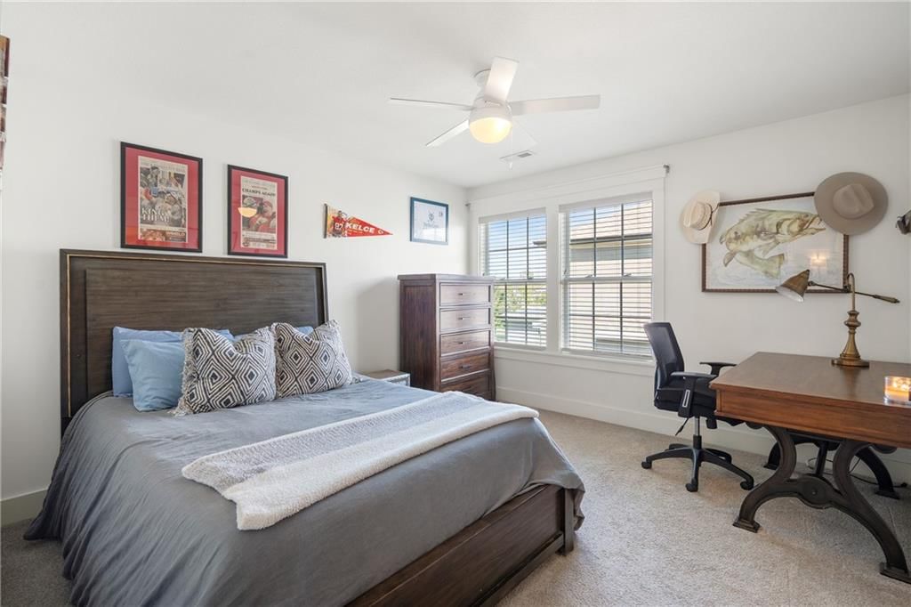 17812 Benson Street — photo 37