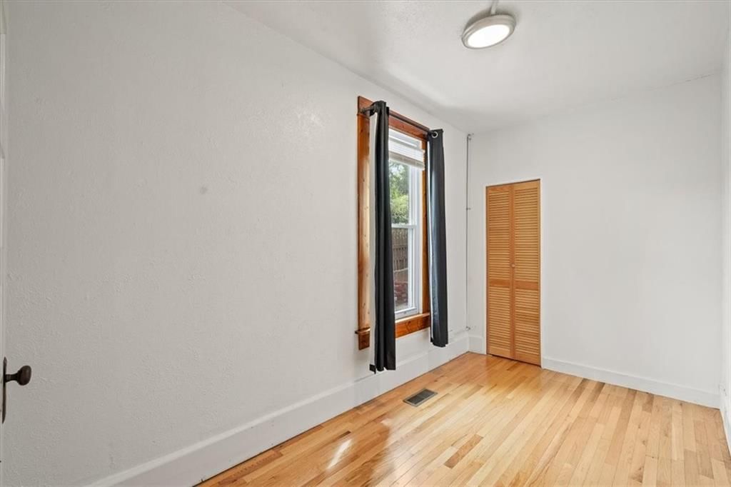 940 Cliff Street — photo 15