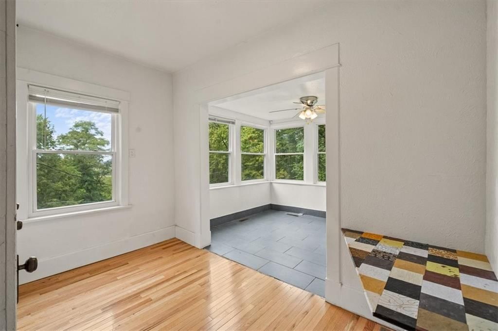 940 Cliff Street — photo 17