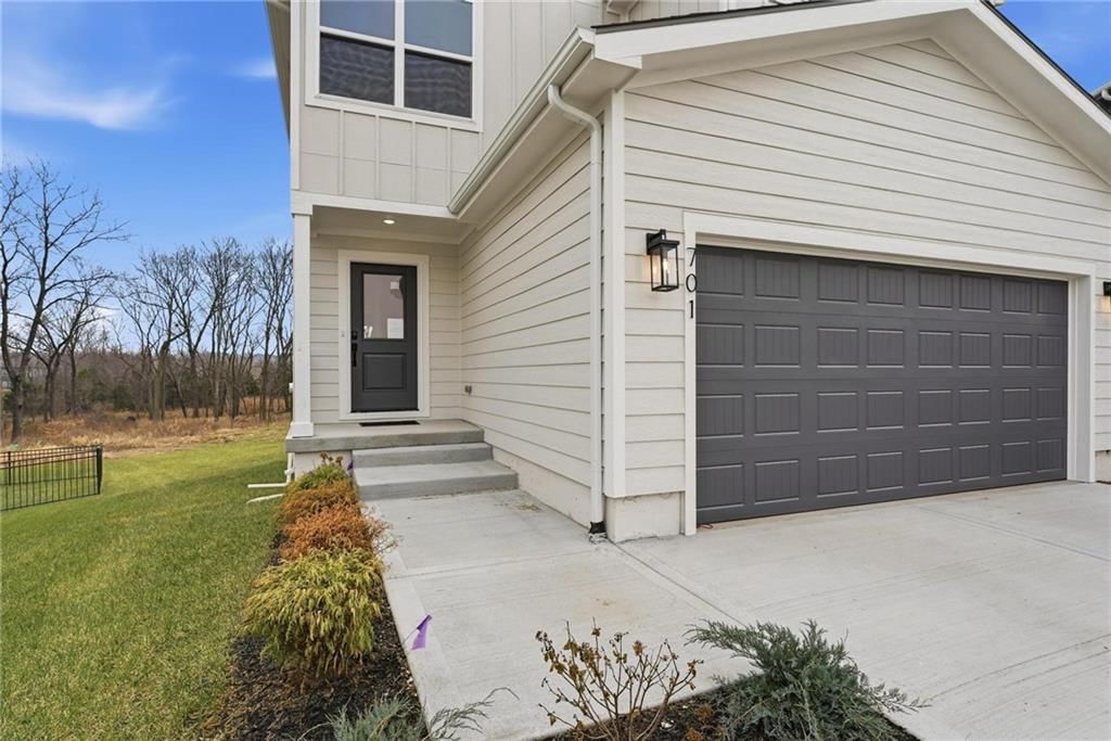 701 Glenn Circle — photo 10