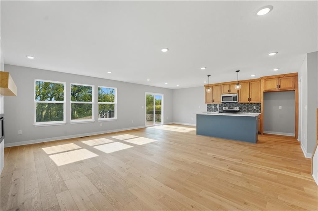 701 Glenn Circle — photo 11