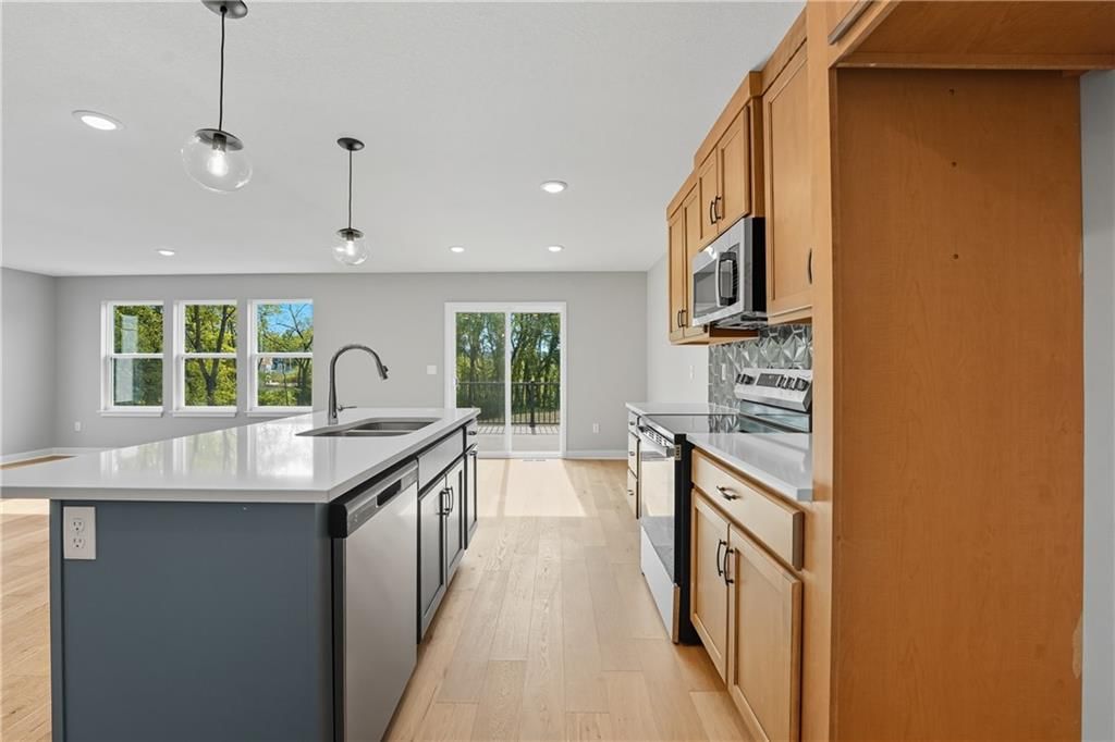 701 Glenn Circle — photo 14