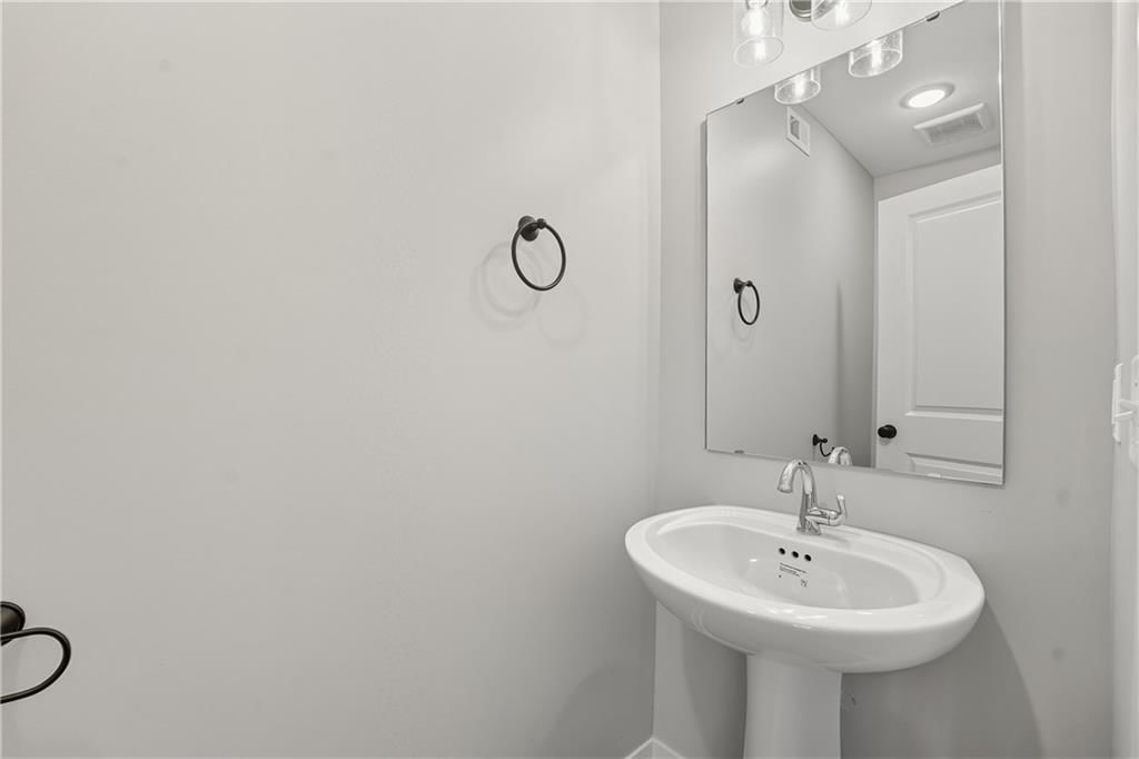 701 Glenn Circle — photo 17