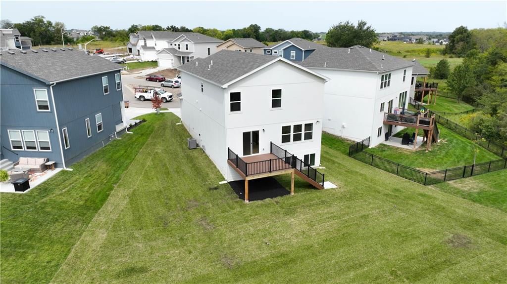 701 Glenn Circle — photo 33