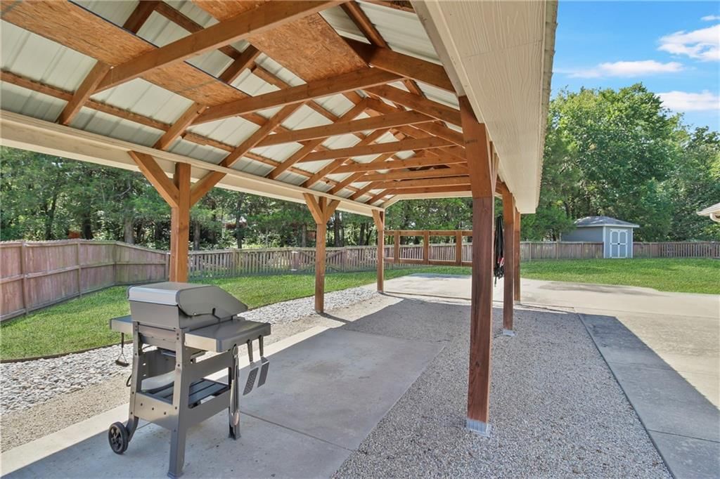 506 Deer Trail Street — photo 33