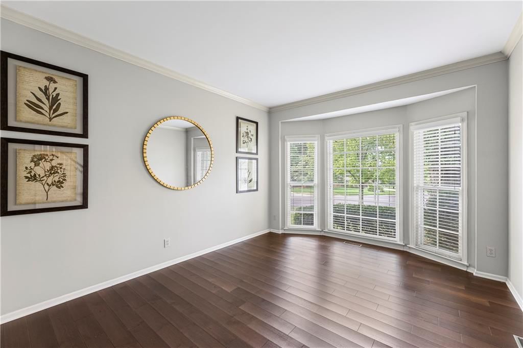 Photo 9 of 57 - 13902 Lowell Avenue