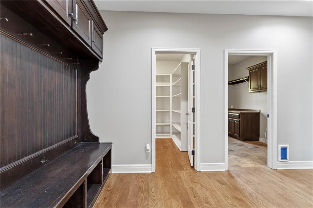 15825 Howe Street — photo 13