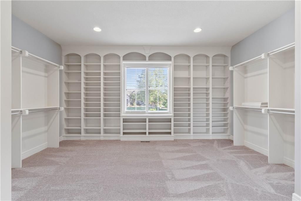 15825 Howe Street — photo 24