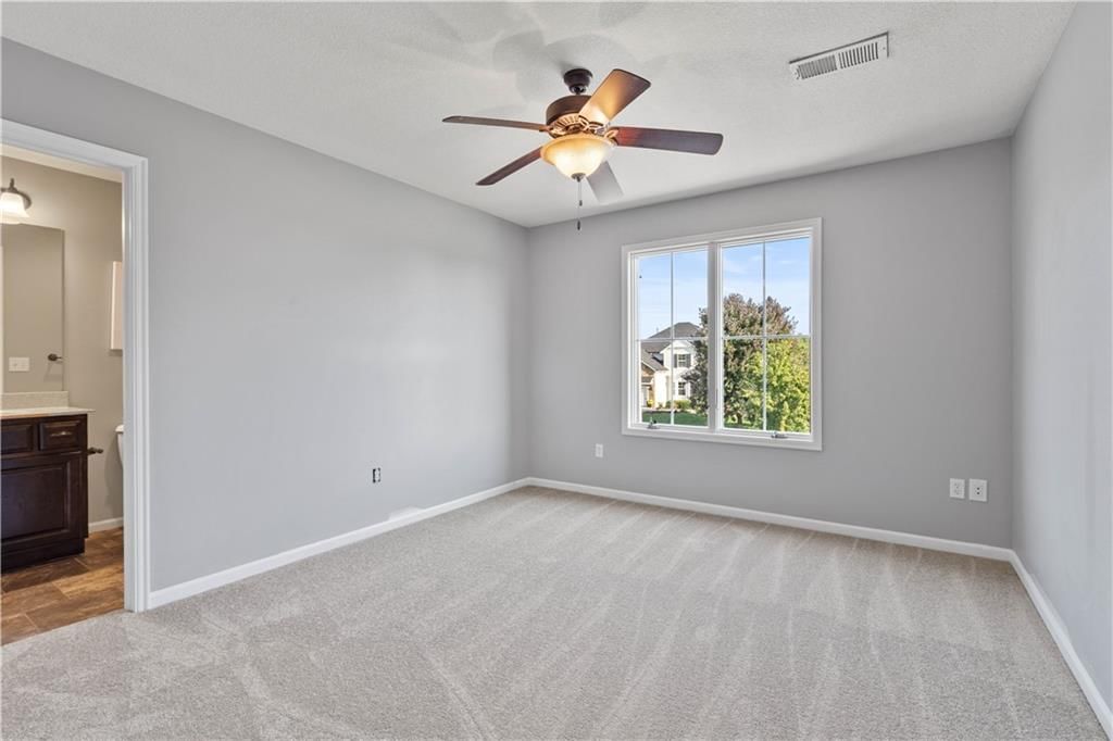 15825 Howe Street — photo 29