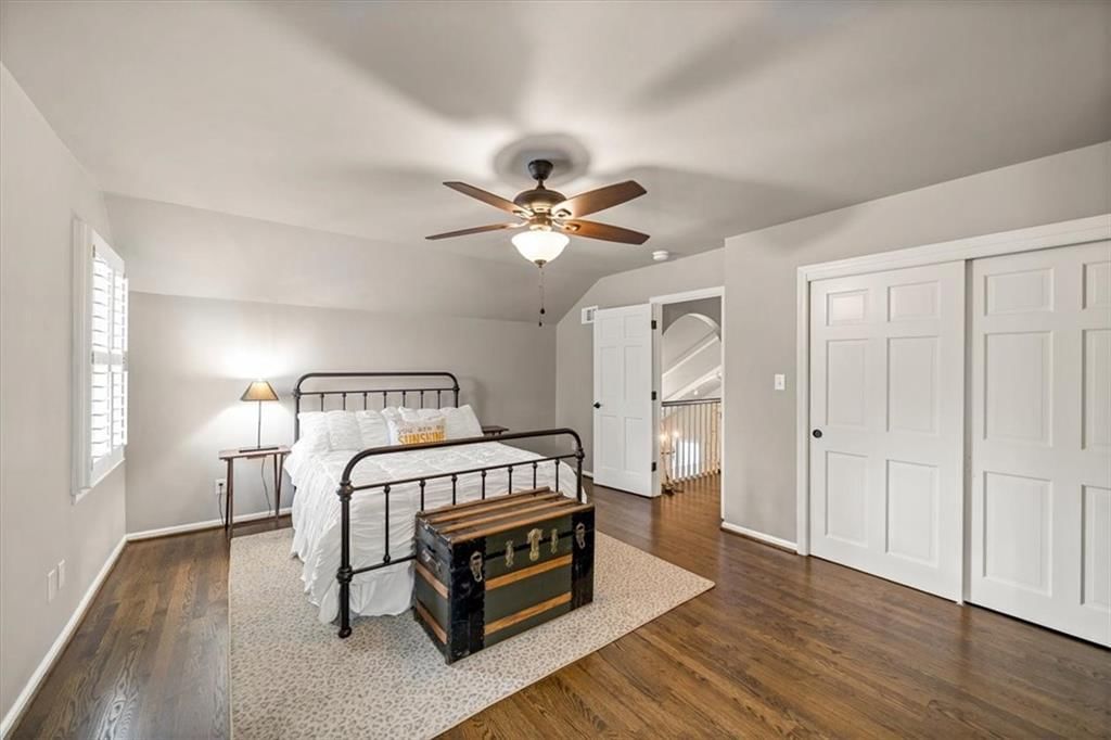 12763 Overbrook Road — photo 32