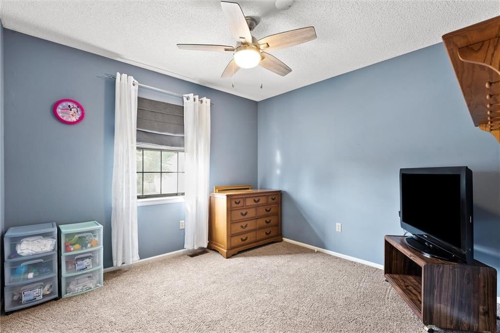 Photo 19 of 34 - 16608 E 51st Terrace Court S N/A