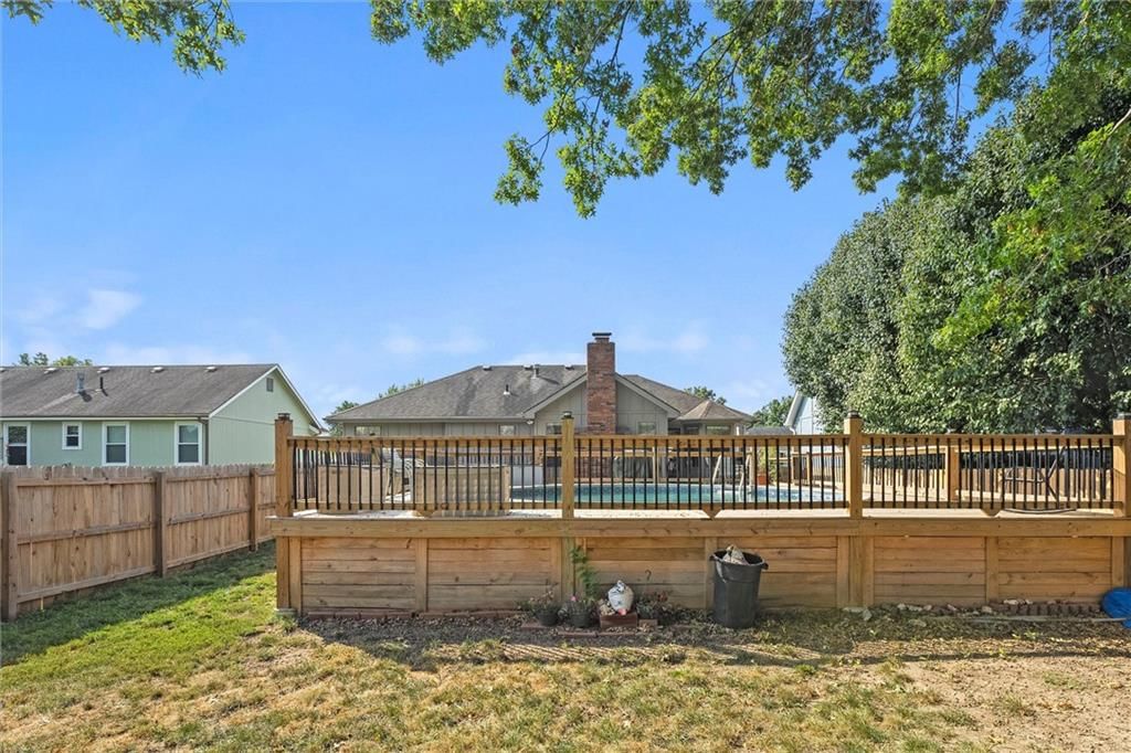 Photo 28 of 34 - 16608 E 51st Terrace Court S N/A