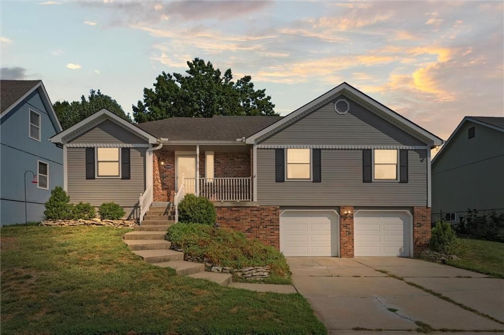 Photo 31 of 34 - 16608 E 51st Terrace Court S N/A