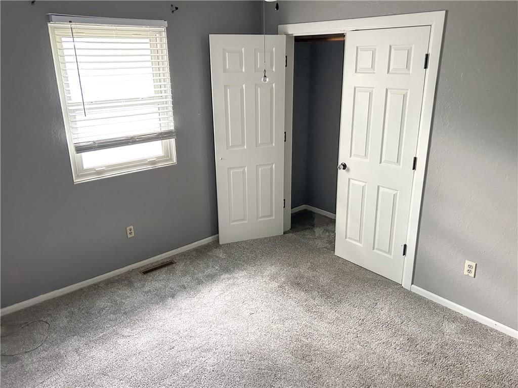 113 W 8th Terrace — photo 17