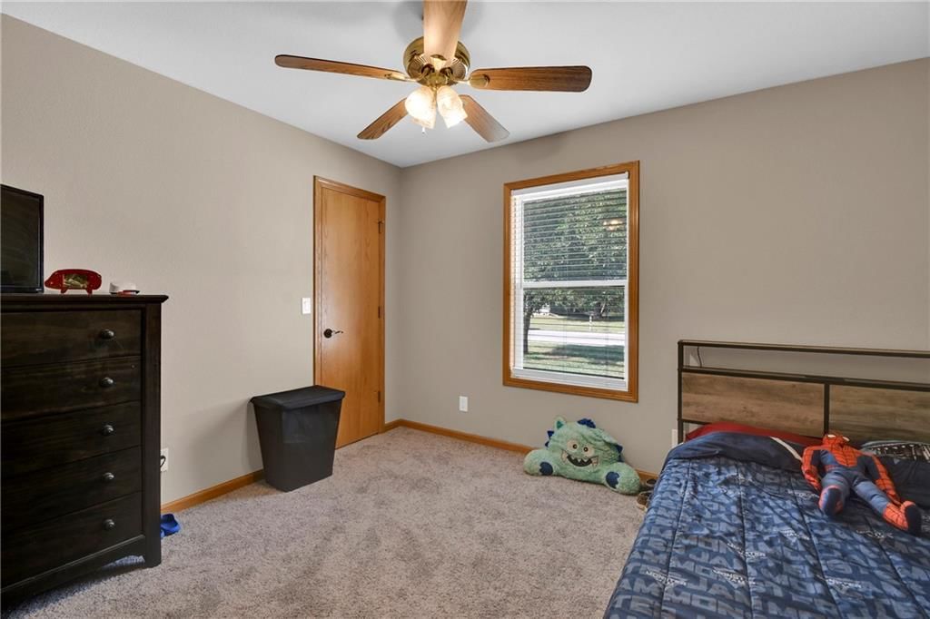 517 S Truman Road — photo 13