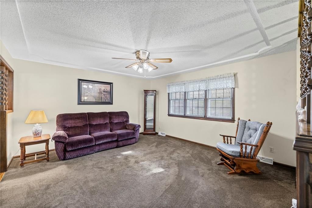 13804 Bennington Avenue — photo 6