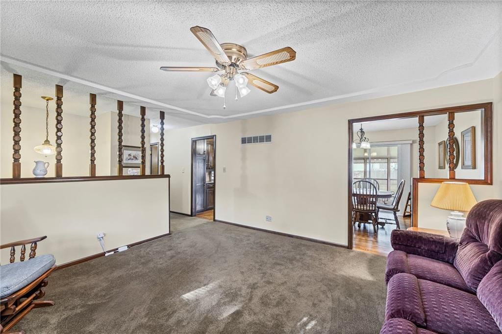 13804 Bennington Avenue — photo 8