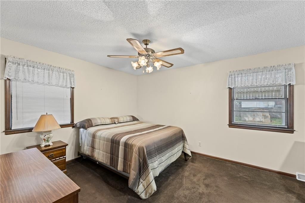13804 Bennington Avenue — photo 18