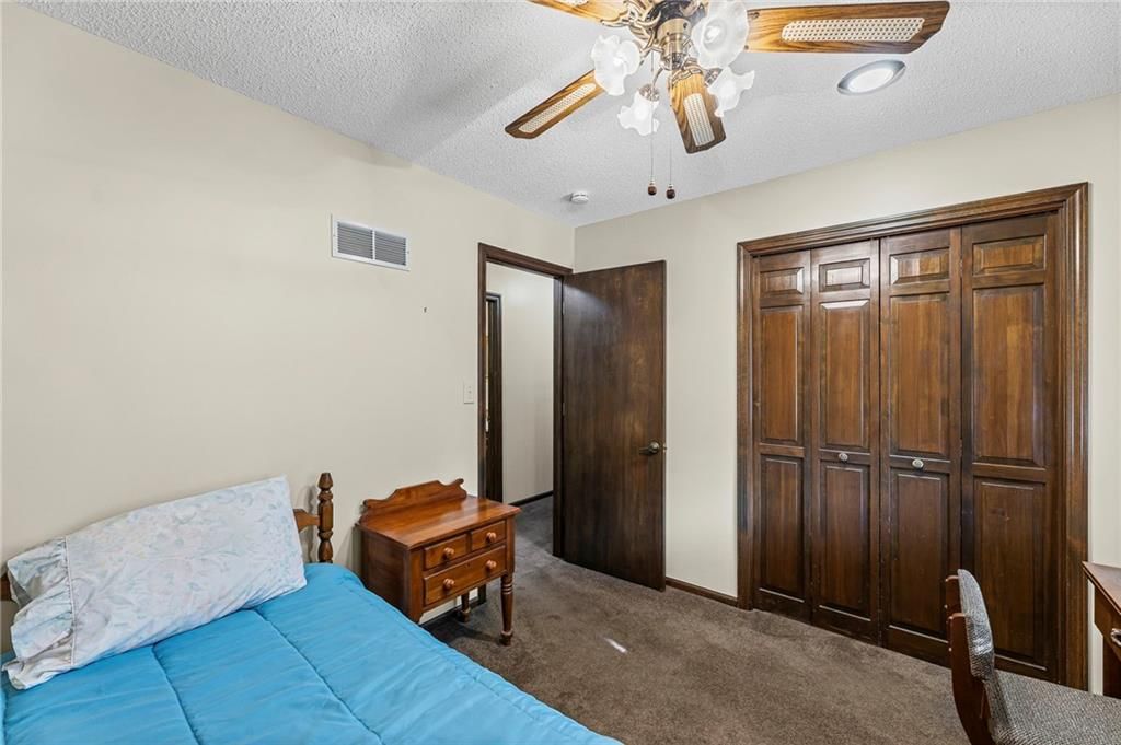 13804 Bennington Avenue — photo 25