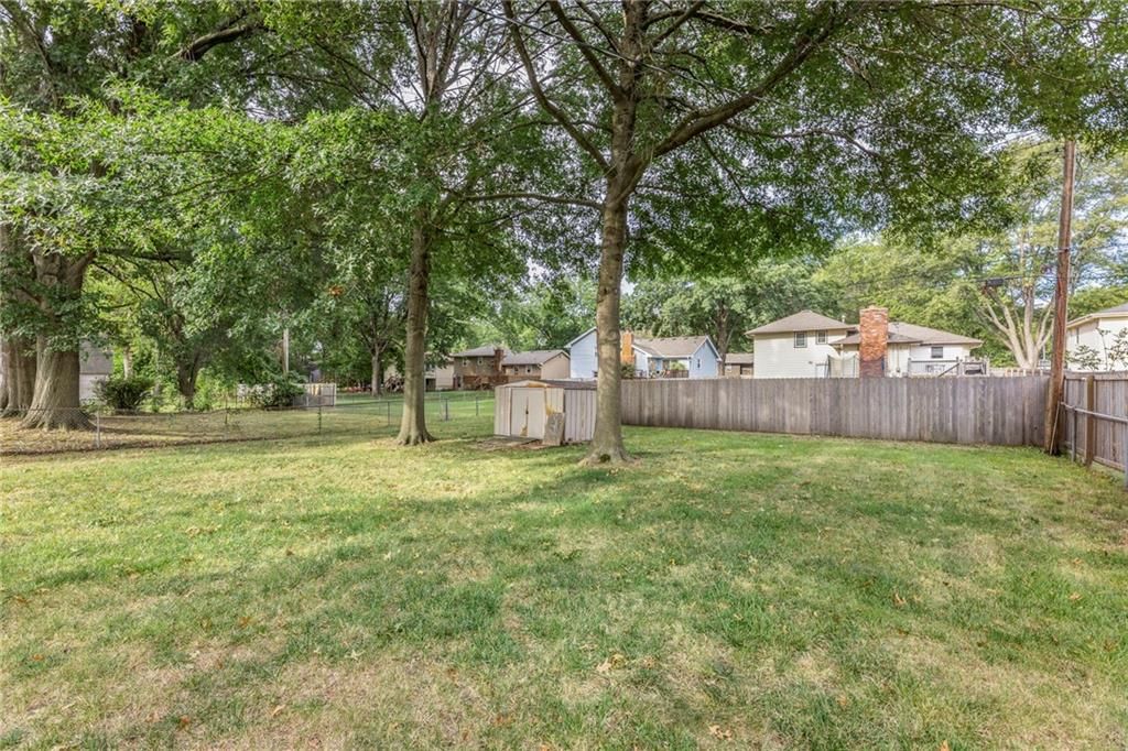13804 Bennington Avenue — photo 38
