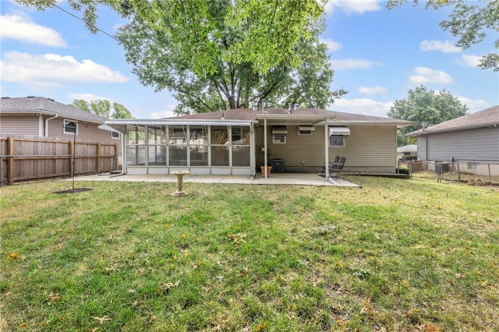 13804 Bennington Avenue — photo 41