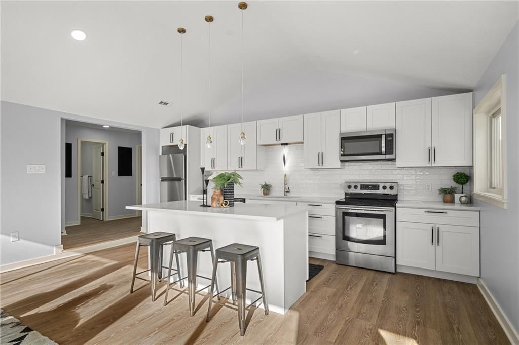 1312 S Emery Street — photo 9