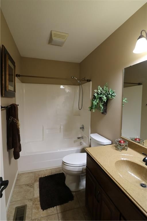 4703 Wilshire Drive N — photo 27